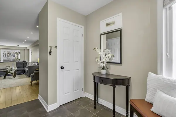 5145 Porter St, Burlington, ON L7L 6K8