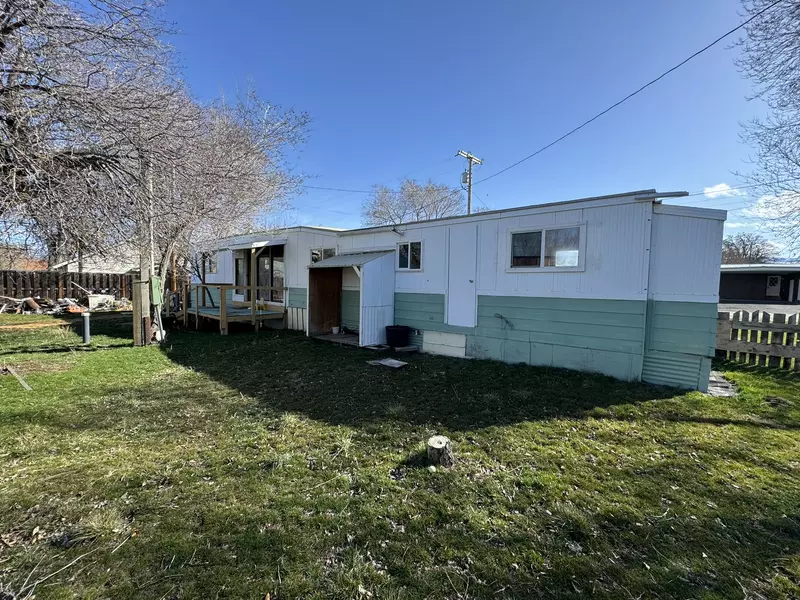 350 Washington St, Cedarville, CA 96104