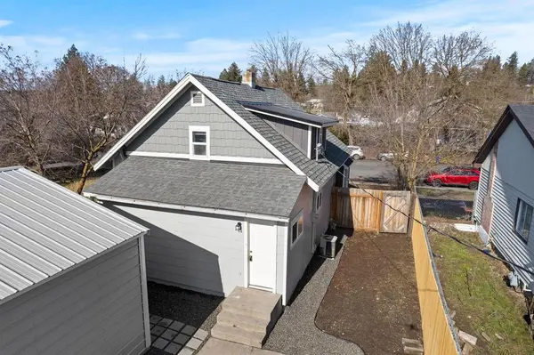 1923 W Grace Ave, Spokane, WA 99205