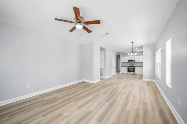 2312 W Lakeview Ave, Pensacola, FL 32505
