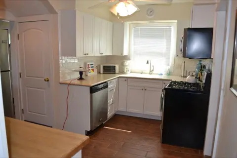 400 W Lake Ave, Bay Head, NJ 08742