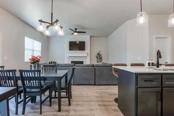 16221 Brenton Hills Ave, Edmond, OK 73013
