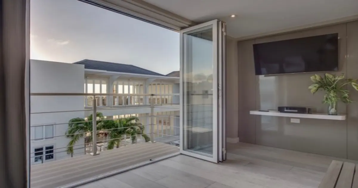 LG Smith Boulevard 526, Malmok Aruba,