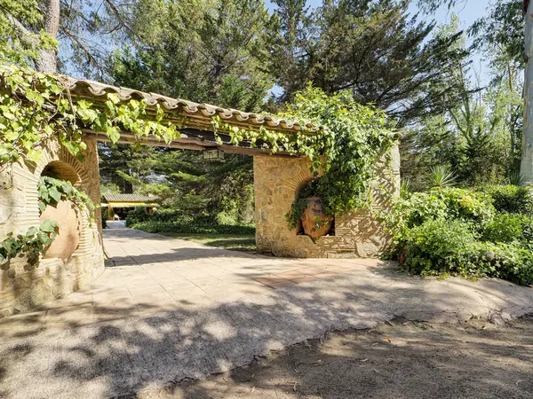 Calle de las Mateues, Caldes De Malavella, 17455, ES