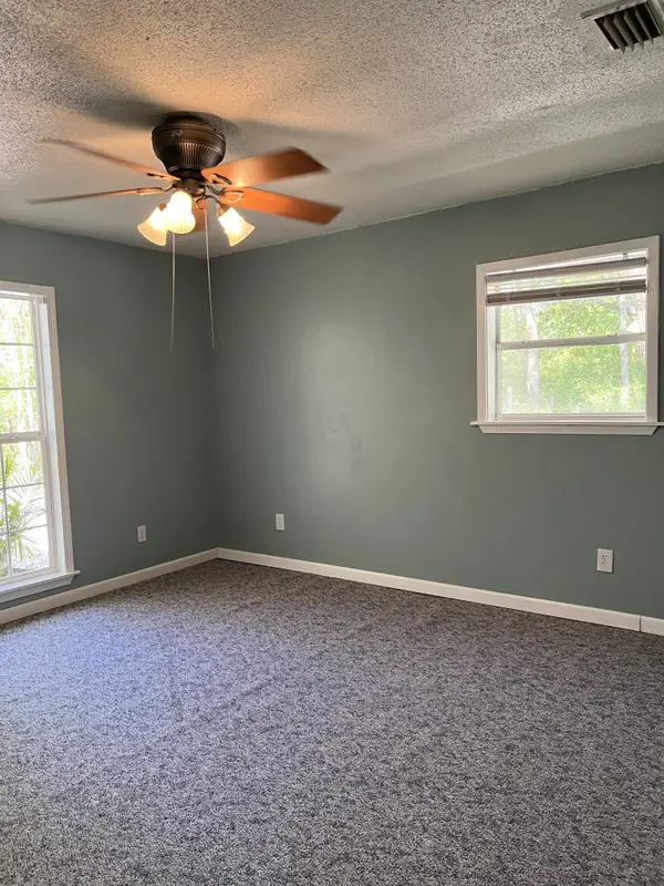 13573 Ezell Rd, Grand Bay, AL 36541