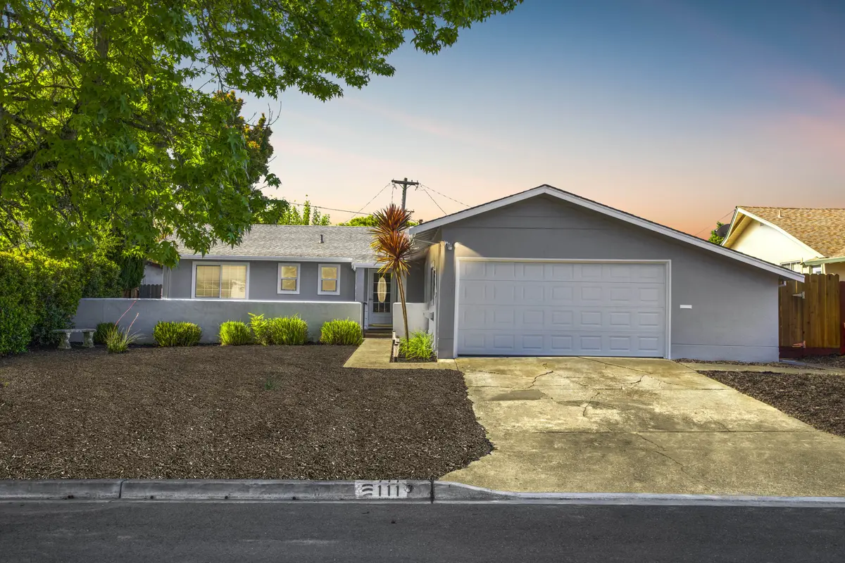111 Karen Dr, Napa, CA 94558-4119
