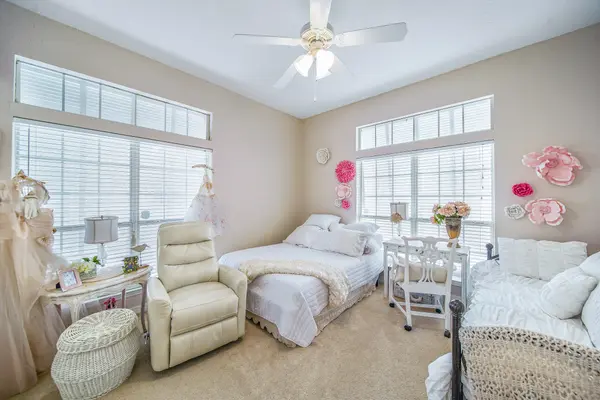 14440 Innerarity Point Rd, Pensacola, FL 32507-8445