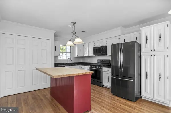 13497 Princedale Dr, Woodbridge, VA 22193-3875