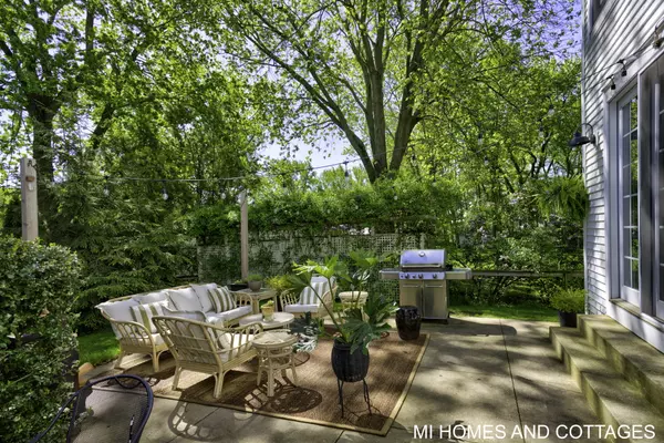 Holland, MI 49424-2598,1650 Shelby Ln