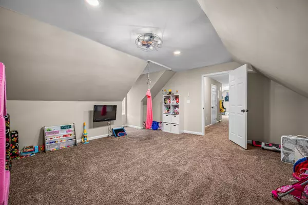 Murfreesboro, TN 37130-8866,1026 E McCoury Ln