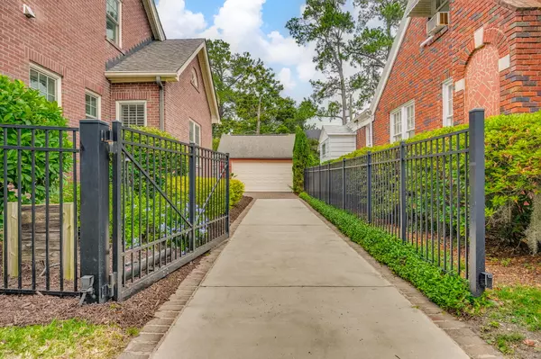 712 E 46th St, Savannah, GA 31405-2442