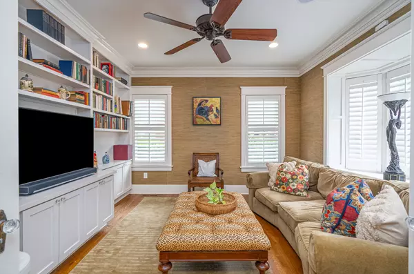 712 E 46th St, Savannah, GA 31405-2442