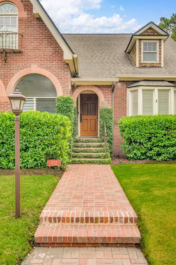 712 E 46th St, Savannah, GA 31405-2442