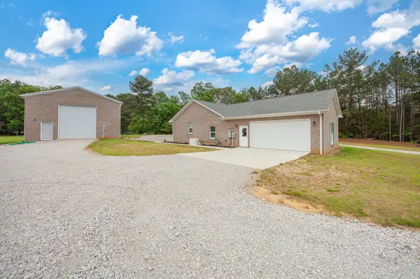 652 Timber Ridge Dr, Lexington, TN 38351-5776