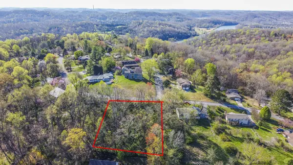 Orchard Knob Rd, Clinton, TN 37716