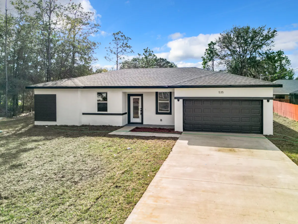 535 Bahia Circle Dr, Ocala, FL 34472-2687