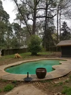 624 Sherwood Rd, Shreveport, LA 71106-2120
