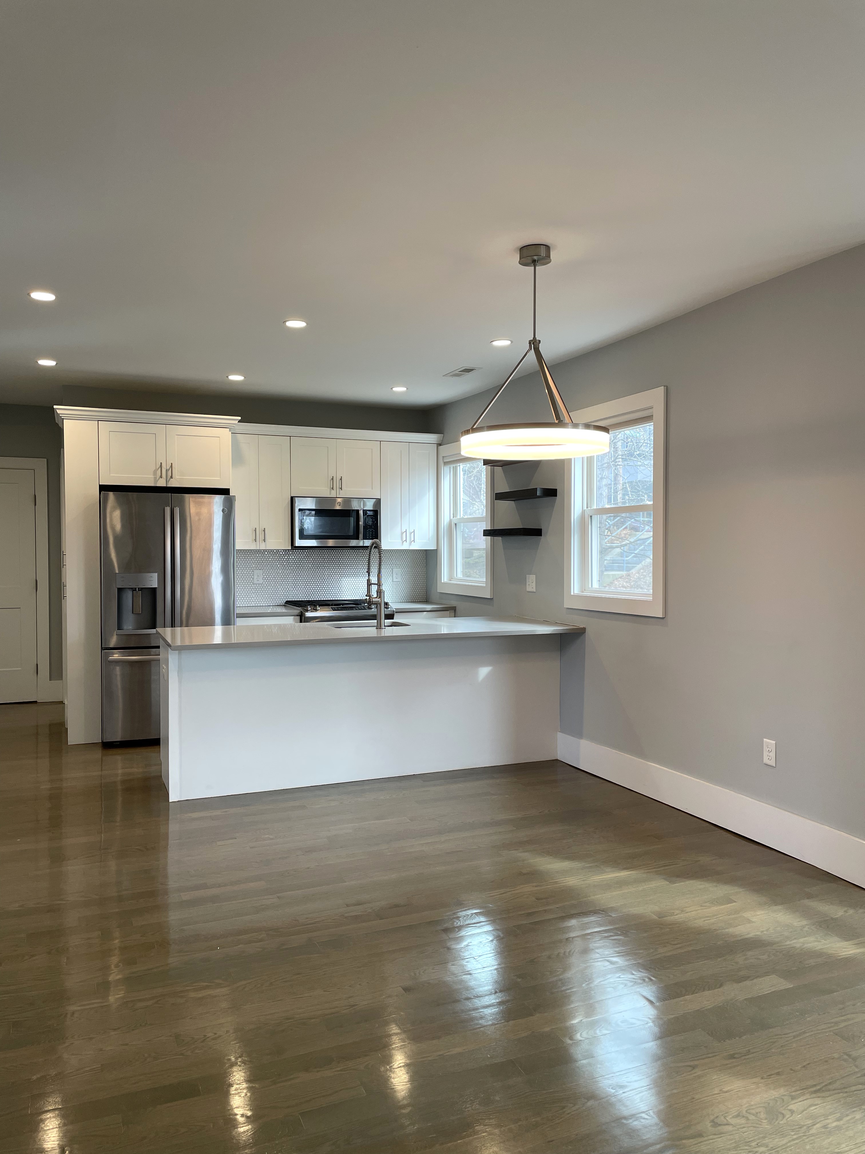 144 Cummins Hwy #3, Roslindale, MA 02131-3772