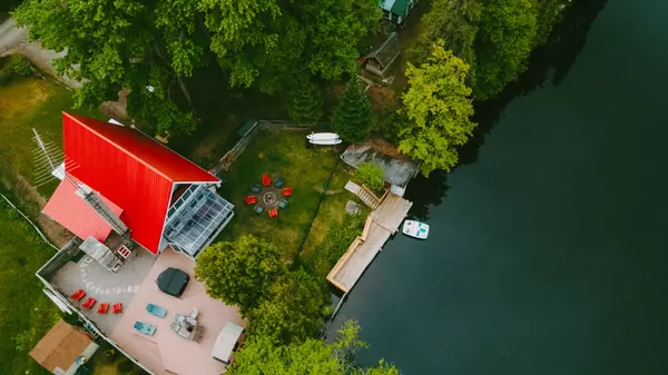 137 Fell Station Dr, Kawartha Lakes, ON K0M 1N0