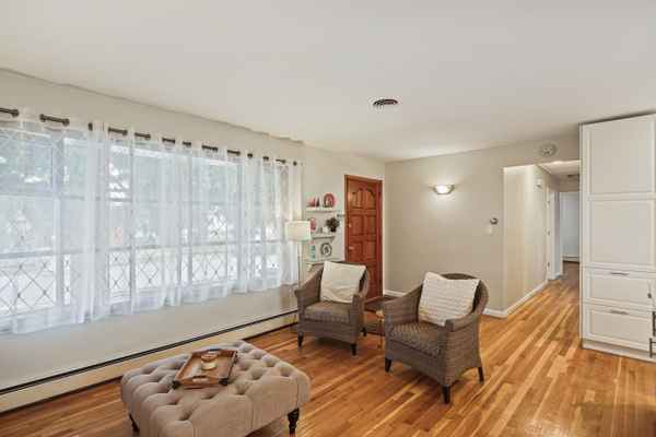 606 Southern Ave, Baltimore, MD 21224-1951