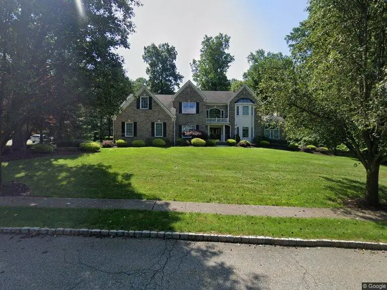 3 Dorchester Dr, Denville, NJ 07834-3807