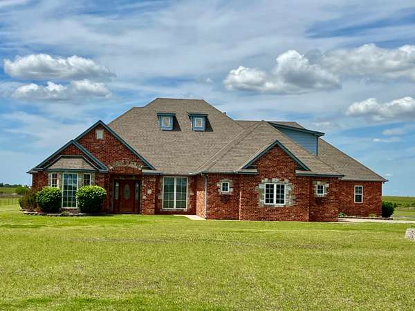 7310 Ventris Dr, Enid, OK 73703-1061