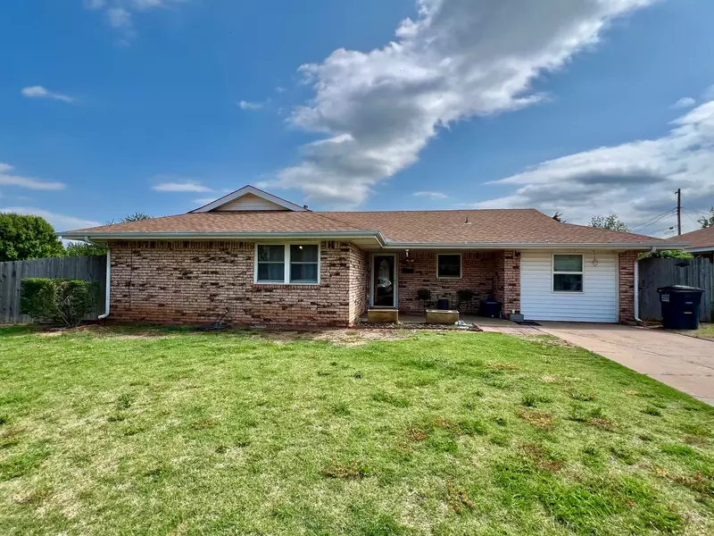 1321 E Cherry Ave, Enid, OK 73701-2636