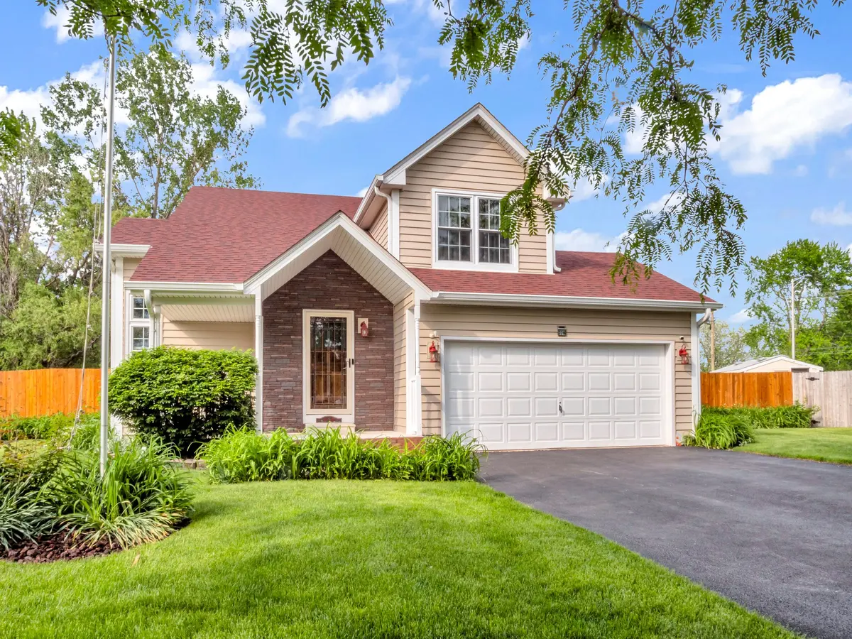 3316 Concord Ct, Lockport, IL 60441-3989