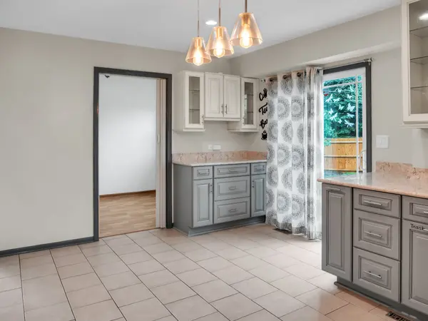 3316 Concord Ct, Lockport, IL 60441-3989