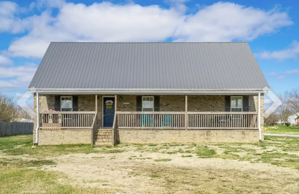 2075 Akersville Road, Lafayette, TN 37083
