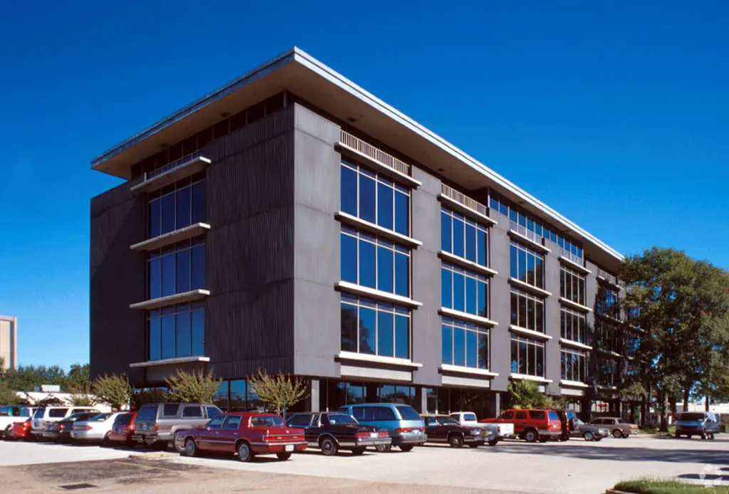 6420 Hillcroft Ave, Houston, TX 77081-3100