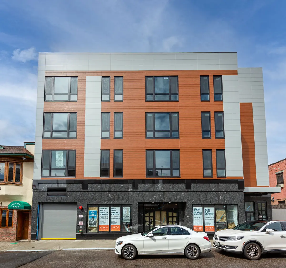 214-33 41st Ave, Bayside, NY 11361