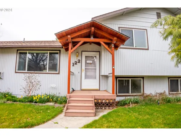 122 S Water St, Weston, OR 97886-5090