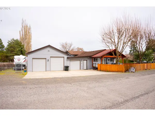 122 S Water St, Weston, OR 97886-5090