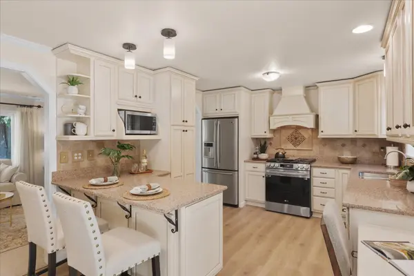 43615 Southeast 136th Street, North Bend, WA 98045