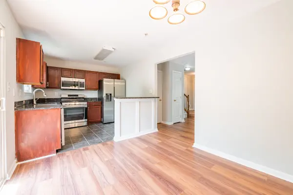 3711 Community Dr, District Heights, MD 20747-2998