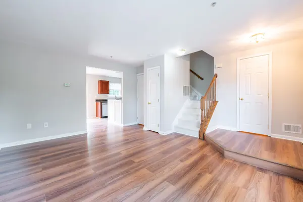 3711 Community Dr, District Heights, MD 20747-2998