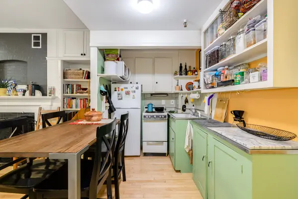 257 Marlborough St #1, Boston, MA 02116-1744