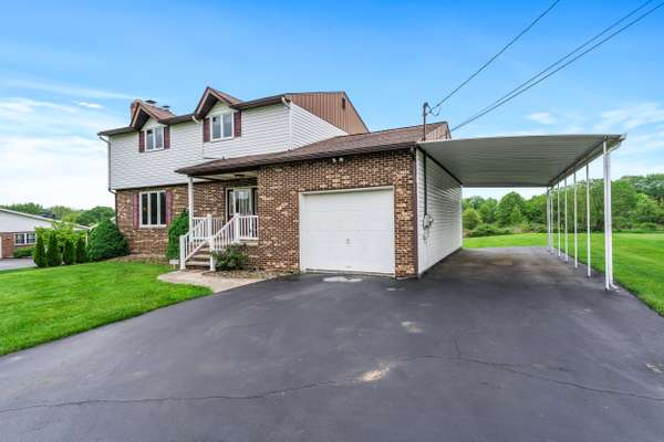 148 Lakewood Rd, New Castle, PA 16101-2732
