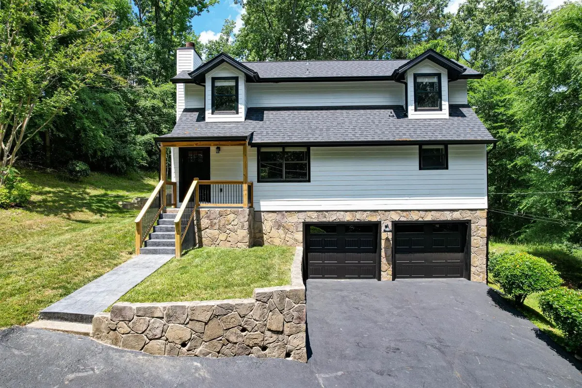 362 Pine Grove Access Rd, Ringgold, GA 30736-6426