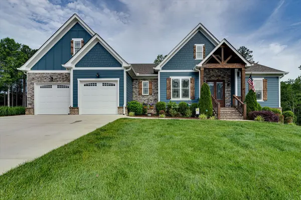 826 Equestrian Dr, Soddy-daisy, TN 37379-1704