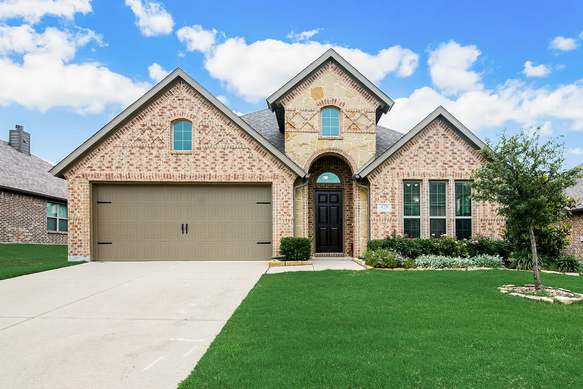 428 Thompson Dr, Van Alstyne, TX 75495-2735