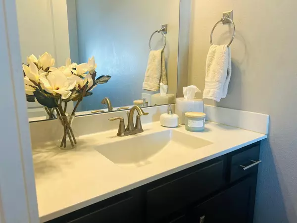 Coralville, IA 52241-3351,2223 E Grant View Dr