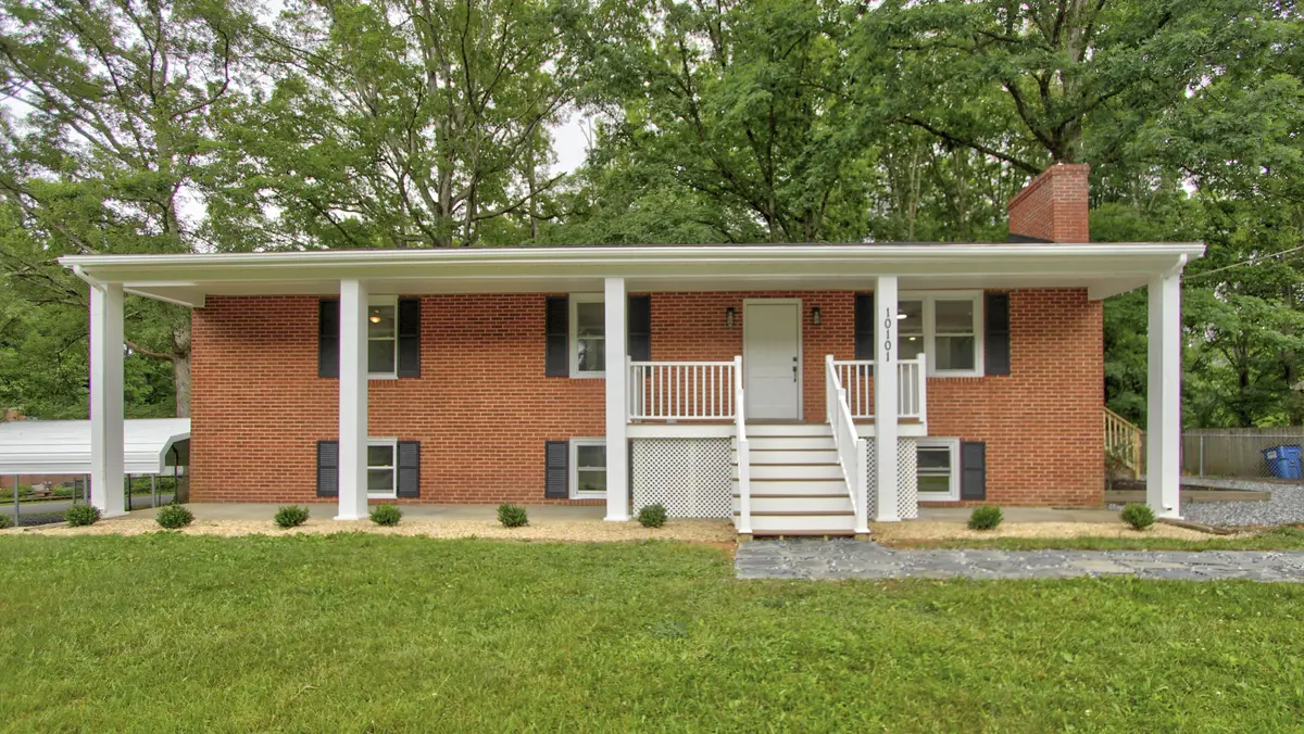 10101 Wycliff Rd, Richmond, VA 23236-1937