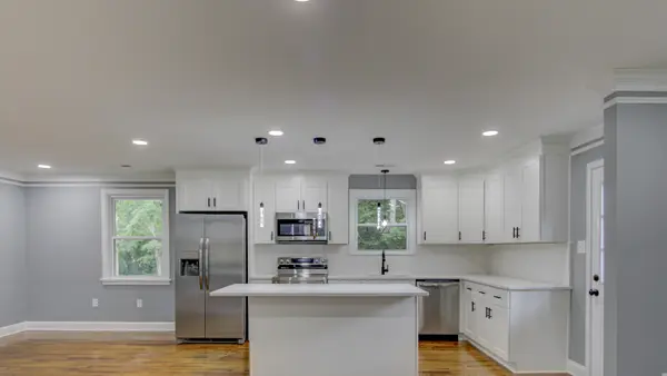 10101 Wycliff Rd, Richmond, VA 23236-1937