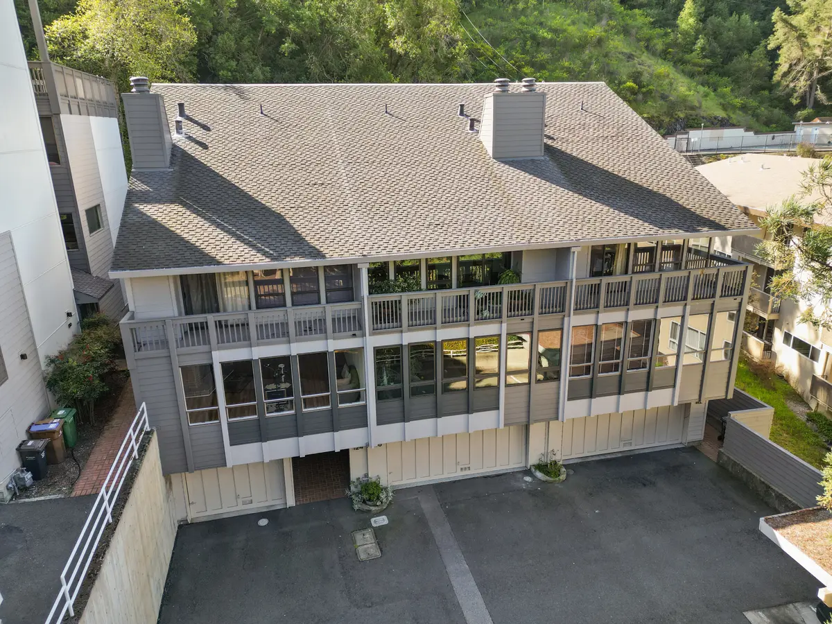 142 Professional Center Pkwy, San Rafael, CA 94903-2746