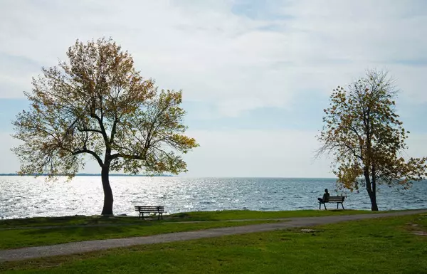 3605 Lake Shore Blvd W, Toronto, ON M8W 1P5, Canada