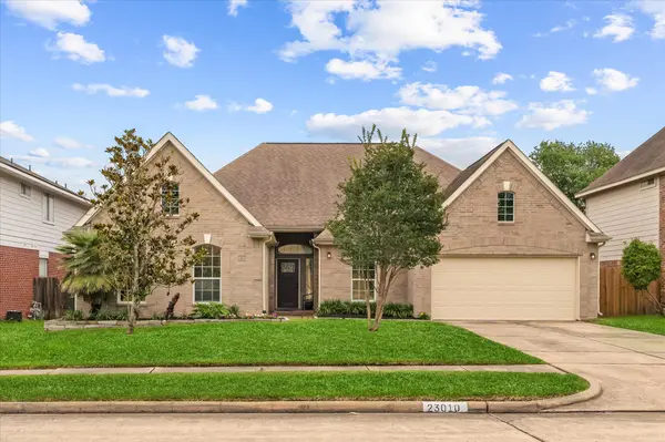 23010 Eastgate Village Dr, Spring, TX 77373-8131