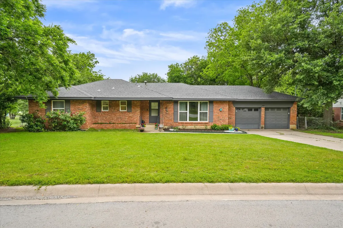 2703 Rockwood Ln, Denton, TX 76209-1337