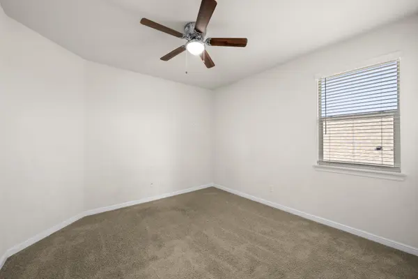 3909 Crater Cir, Fort Worth, TX 76137-2055